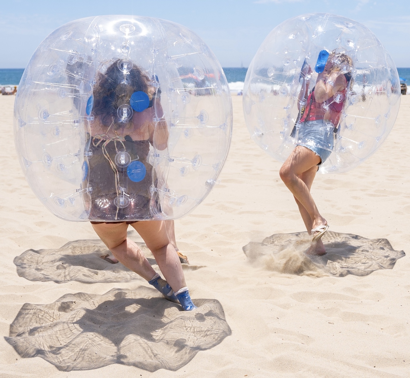 sumo bump balls game playa del rey beach